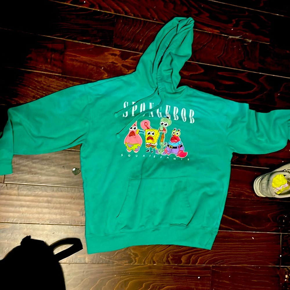 this is a hoodie and it’s only been worn a few times